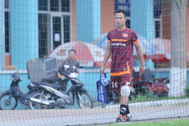 Xuân Thành chính thức chia tay, Quang Hải hội quân tuyển Việt Nam ảnh 1