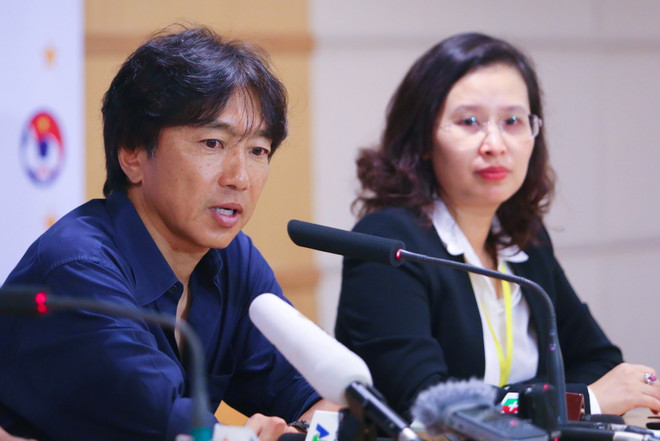 HLV Miura: Công Phượng, Hồng Quân không có cửa trước Công Vinh ảnh 1