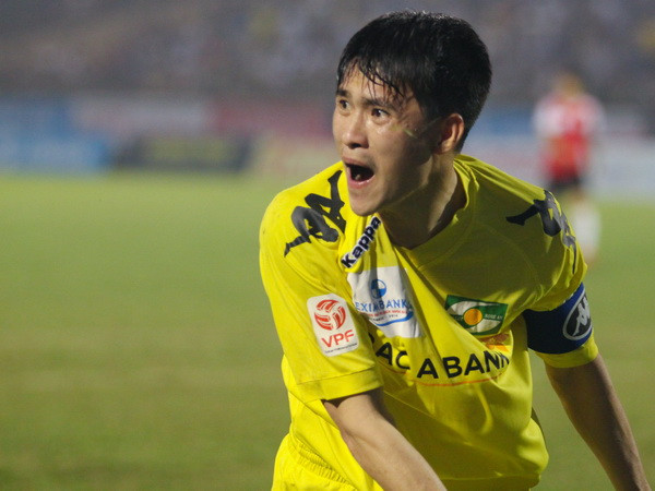 Công Vinh ghi điểm với ông Miura, Sông Lam ngược dòng kỳ diệu ảnh 1