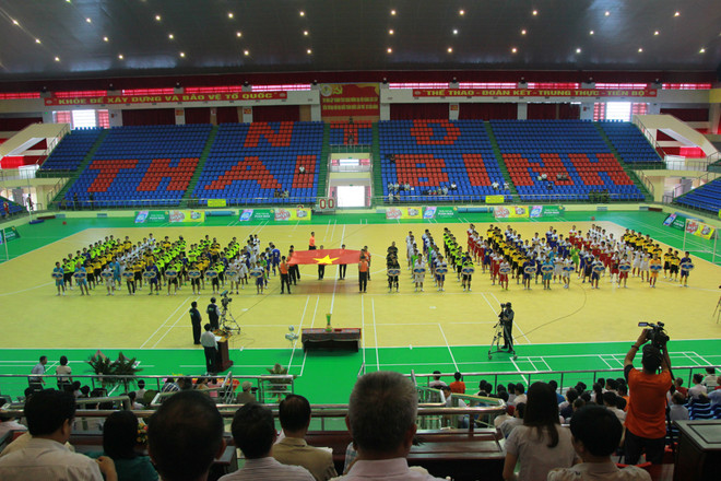 Khai mạc giải bóng đá futsal Thái Bình tranh cúp Đại Việt 2015 ảnh 8