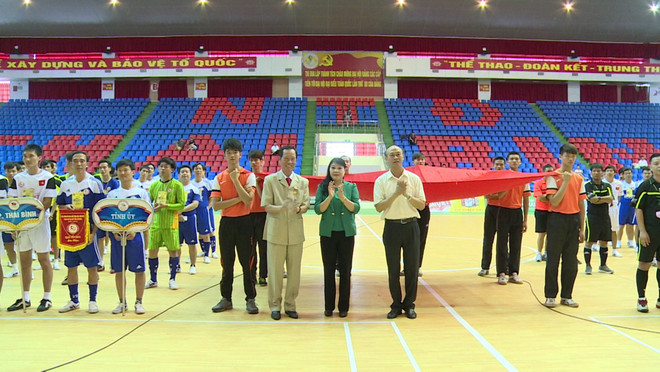 Khai mạc giải bóng đá futsal Thái Bình tranh cúp Đại Việt 2015 ảnh 1