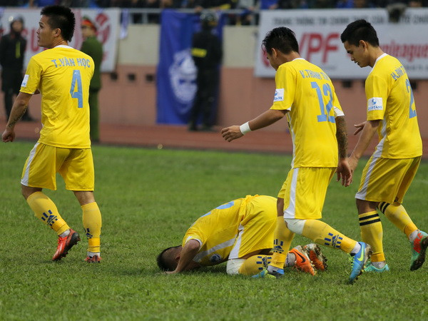 Lịch trực tiếp V-League vòng 20: Khốc liệt cuộc đua trụ hạng ảnh 1