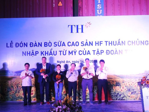 Nhập khẩu 1.800 con bò Mỹ, Tập đoàn TH “nâng hạng” đàn bò Việt Nam ảnh 5