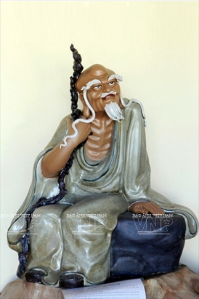 Độc đáo các bộ tượng gốm sứ của làng nghề Bát Tràng ảnh 15