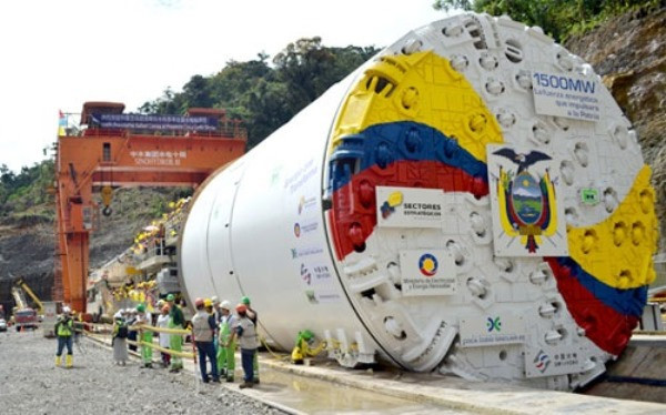 Ecuador sẽ nhận 2 tỷ USD của Trung Quốc để đảm bảo đầu tư công ảnh 1