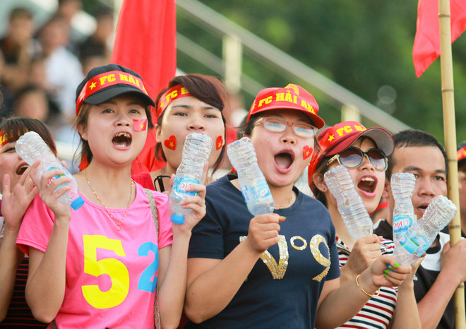 Bóng đá "phủi" và "những người tình "không bao giờ bội bạc" ảnh 2