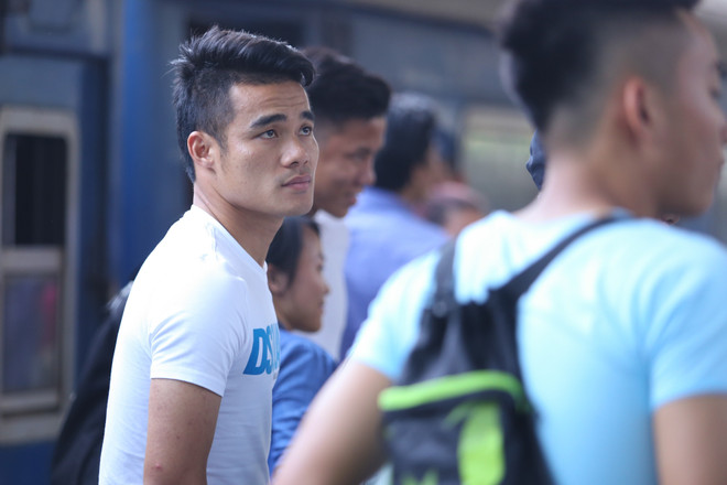 Công Phượng trốn báo chí, “nhân tố X” của tuyển Việt Nam đi ké SLNA ảnh 5