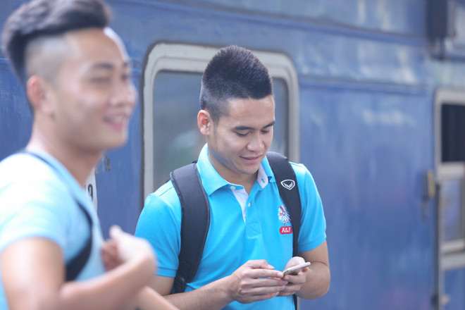 Công Phượng trốn báo chí, “nhân tố X” của tuyển Việt Nam đi ké SLNA ảnh 4