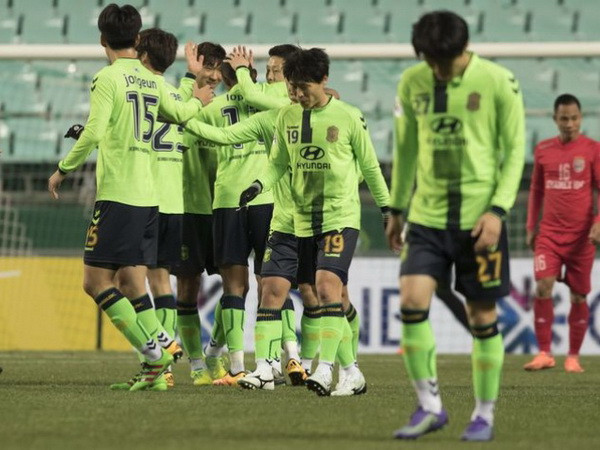 HLV Jeonbuk Motors: Bình Dương đã gây khó khăn cho chúng tôi ảnh 1