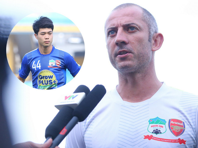 HLV Graechen: "Công Phượng phát triển nhanh nhưng đang bị chững lại" ảnh 1