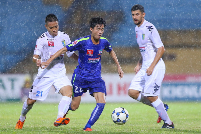 Trước á quân V-League, Hoàng Anh Gia Lai tiến bộ thế nào sau 2 tháng? ảnh 1