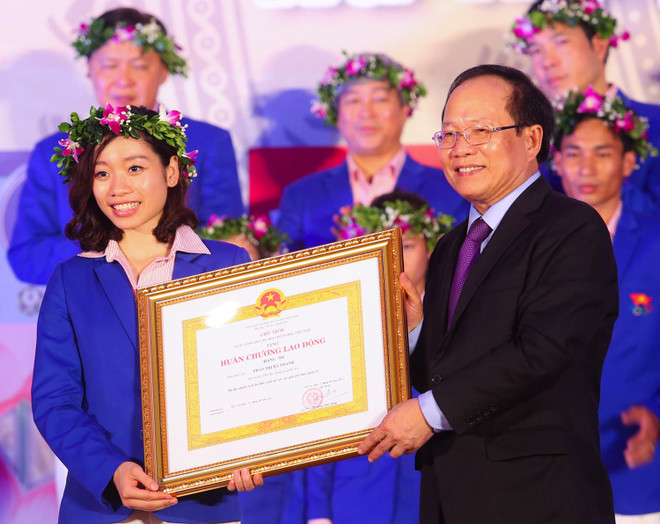 Ánh Viên, Hà Thanh vinh dự nhận Huân chương Lao động hạng Nhì ảnh 5