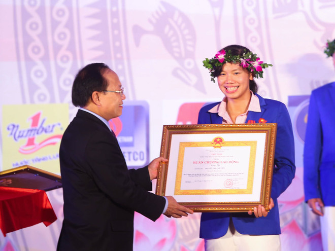 Ánh Viên, Hà Thanh vinh dự nhận Huân chương Lao động hạng Nhì ảnh 4