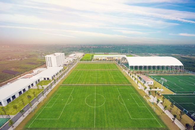 Giám đốc Học viện bóng đá FK Sarajevo bất ngờ vì sự hiện đại của PVF ảnh 5