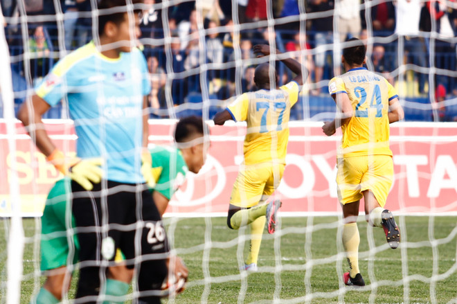 Thanh Hóa chật vật giành 3 điểm, giữ vững ngôi đầu V-League ảnh 10