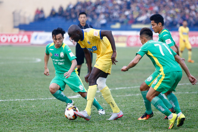 Thanh Hóa chật vật giành 3 điểm, giữ vững ngôi đầu V-League ảnh 7