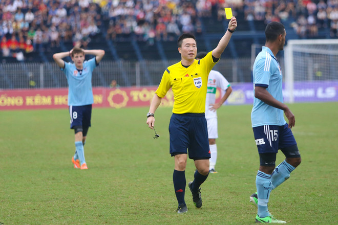 [Photo] Công Phượng và đồng đội cúi đầu trước “bêtông” Australia ảnh 9