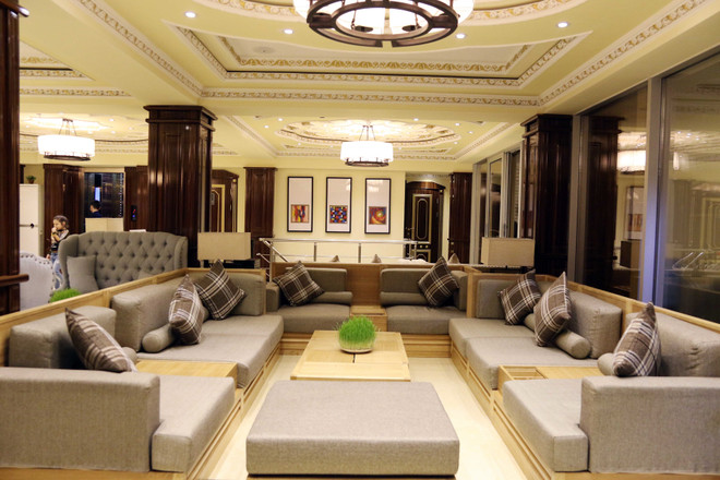 [Photo] Cận cảnh khách sạn cổ kính của tuyển Việt Nam ở Tajikistan ảnh 3