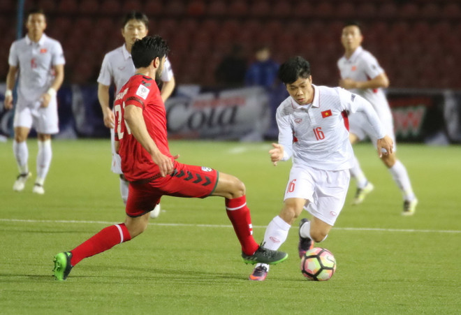 "Tuyển Việt Nam thiếu một trung phong đặc thù, đua tốc độ" ảnh 1