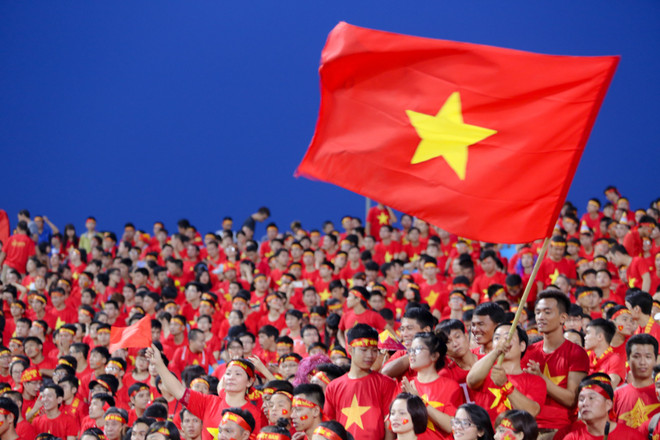 Khán giả buồn bã rời sân sau khi U19 Việt Nam thua trận ảnh 5