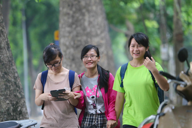 [Photo] U19 Việt Nam dâng hương lên Đại tướng trước khi rời Hà Nội ảnh 6