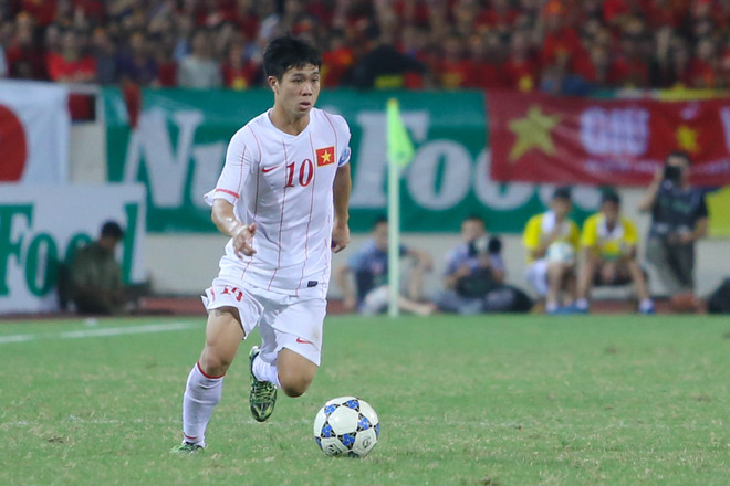 [Photo] Đêm U19 Việt Nam bại trận, Công Phượng đã ở đâu? ảnh 4