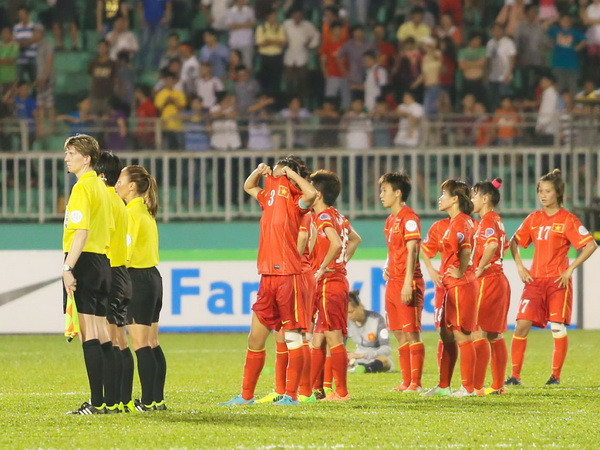 Tuyển nữ Việt Nam nhận năm bàn thua trước Triều Tiên ảnh 1