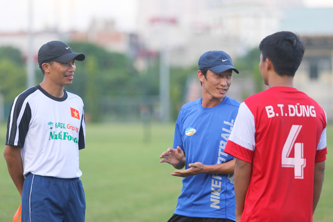 Mệt nhoài vì Nhật Bản, U19 Việt Nam bày trò thi chạy ảnh 9