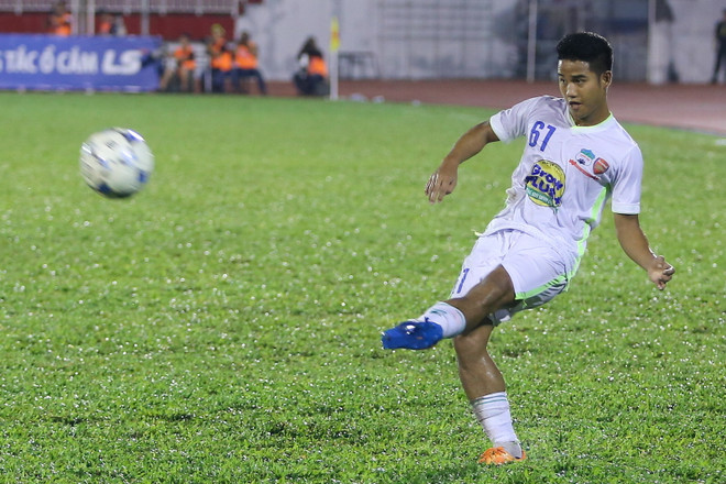 HLV Miura gọi cầu thủ HAGL thứ chín lên U23 Việt Nam ảnh 1