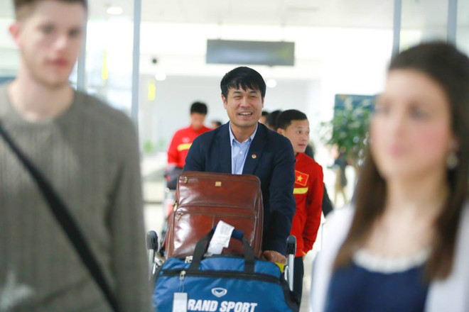 Tuyển Việt Nam trở về Nội Bài sau gần 2 ngày di chuyển liên tục ảnh 2