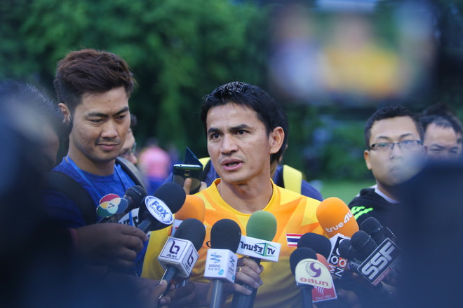 Kiatisak mong Việt Nam và Thái Lan cùng vượt qua Iraq để đi tiếp ảnh 1