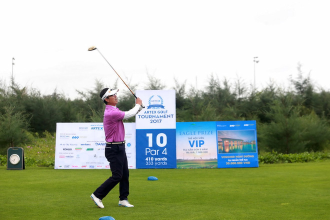 Vượt qua bão số 10, hơn 600 golf thủ tranh tài ở Thanh Hóa ảnh 2