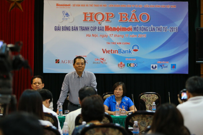 VĐV bóng bàn Hà Nội tranh tài trên sân đấu có gắn máy lạnh ảnh 1