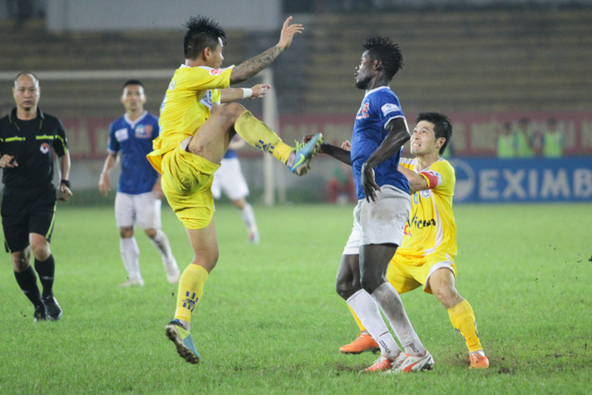 [Photo] Nhìn lại năm Giáp Ngọ nhiều cảm xúc của bóng đá Việt Nam ảnh 4