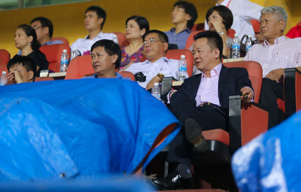 Tân HLV trưởng Miura: Cầu thủ mắc lỗi nhiều hơn trọng tài ảnh 4