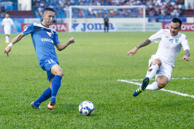 [Photo] Phòng ngự kiểu Miura, Hà Nội T&T làm câm lặng sân Cẩm Phả ảnh 3