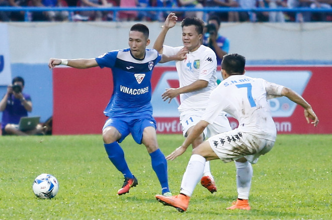 Danh sách tuyển Việt Nam: Hữu Thắng gây bất ngờ với Nghiêm Xuân Tú ảnh 1