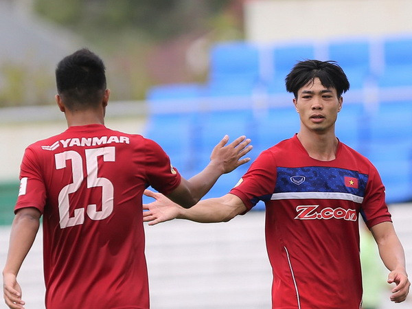 Công Phượng lập cú đúp, U22 Việt Nam toàn thắng ở Hàn Quốc ảnh 1