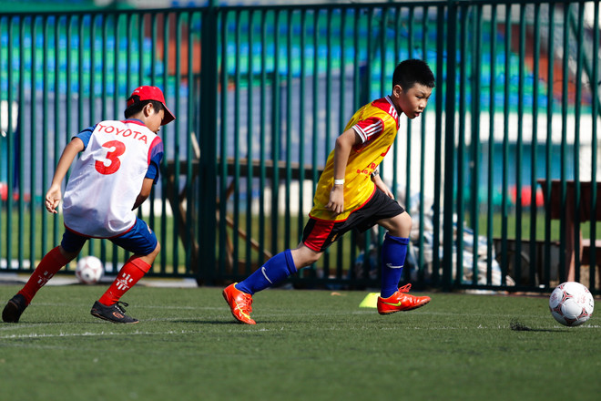 Tưng bừng ngày hội sơ tuyển Trại Hè bóng đá Toyota 2016 tại Hà Nội ảnh 4