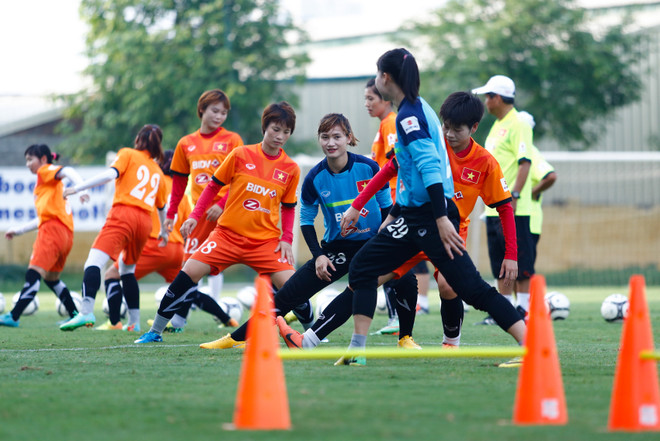 Ông Mai Đức Chung "than thở" học trò nữ chỉ chạy được hơn 60 phút ảnh 2