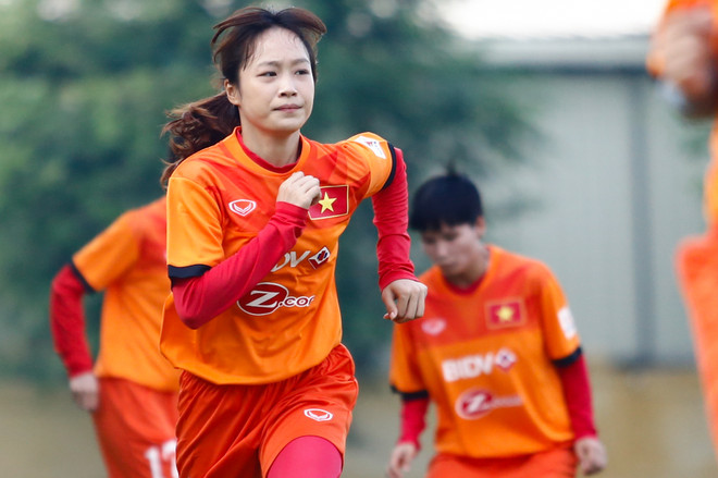 Ông Mai Đức Chung "than thở" học trò nữ chỉ chạy được hơn 60 phút ảnh 4