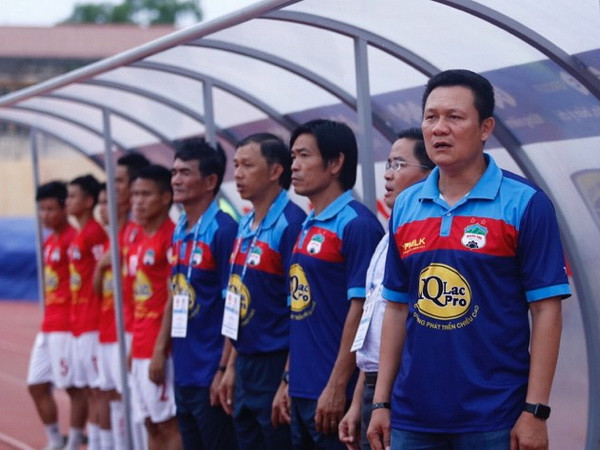 Huấn luyện viên HAGL phủ nhận bị gây áp lực trong việc chọn đội hình ảnh 1