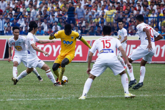 Công Phượng, Văn Thanh tỏa sáng vẫn không cứu được HAGL ảnh 4