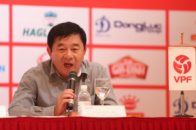 Hoàng Anh Gia Lai nhận hai án phạt, cảnh cáo HLV Graechen ảnh 1