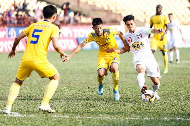 Ngọc Hải "bắt chết" Công Phượng, HAGL thảm bại ba trận liên tiếp ảnh 4