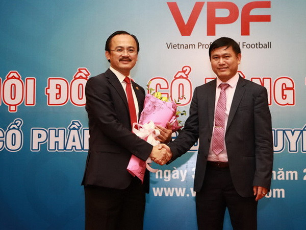 Bầu Tú nói về sự vô lý đang diễn ra tại VPF ảnh 1