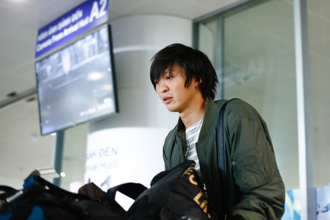 Sự cố hành lý, Công Phượng, Tuấn Anh muộn buổi tập của tuyển Việt Nam ảnh 4