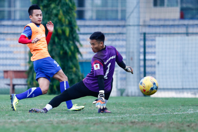 Đội Hữu Thắng, Văn Quyết “bắt nạt” quân HAGL trong buổi đấu tập ảnh 6