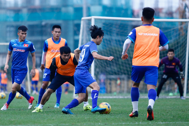 Đội Hữu Thắng, Văn Quyết “bắt nạt” quân HAGL trong buổi đấu tập ảnh 4