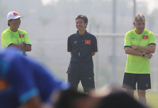 U22 Việt Nam mất bốn ngôi sao ngay trong ngày tập trung đầu tiên ảnh 2